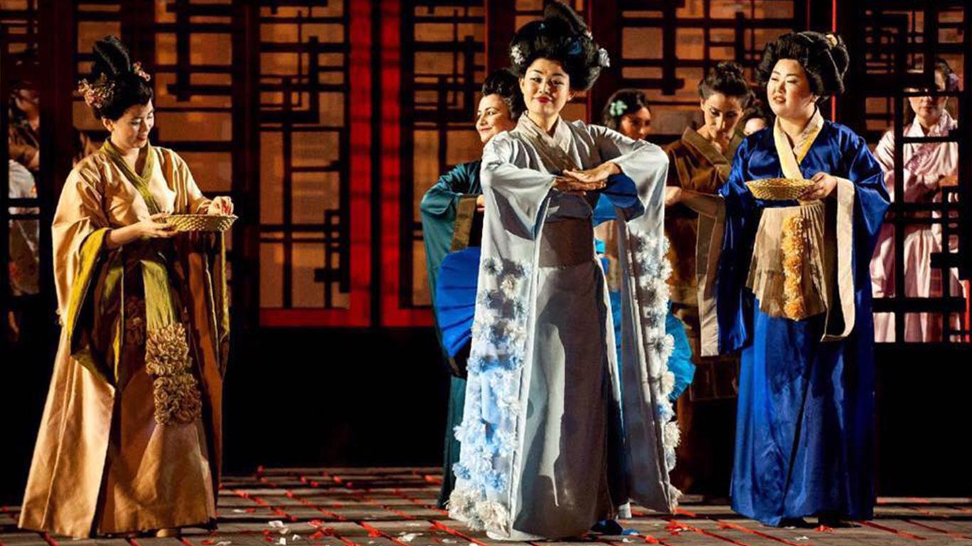 MADAMA BUTTERFLY 