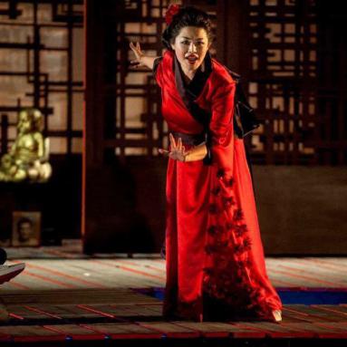 MADAMA BUTTERFLY